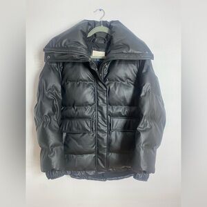 NWT Women's Universal Thread Mid Length Puffer Jacket